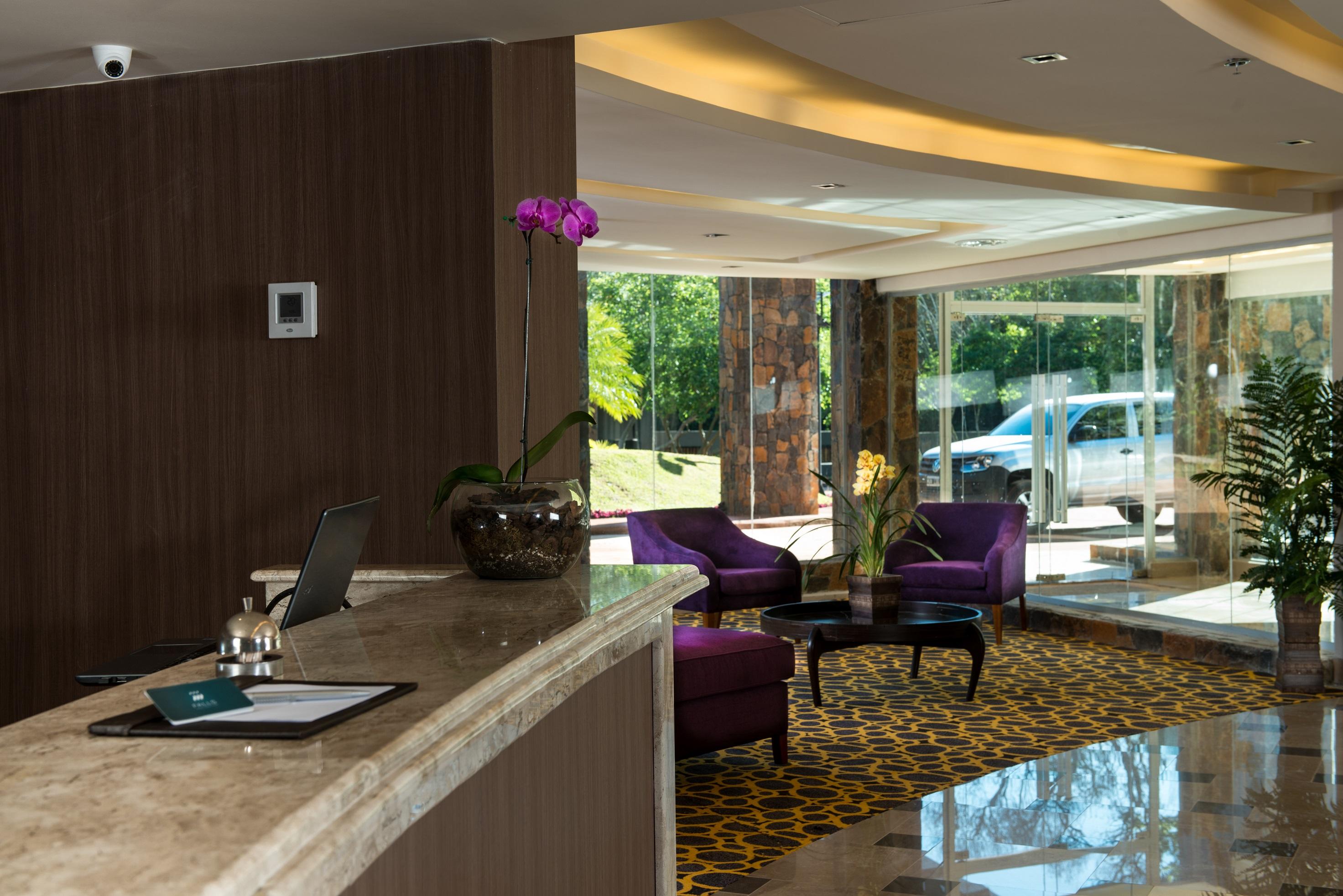 Falls Iguazu Hotel & Spa Puerto Iguazu Bagian luar foto